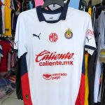 UNIFORME CHIVAS BLANCA 24/25